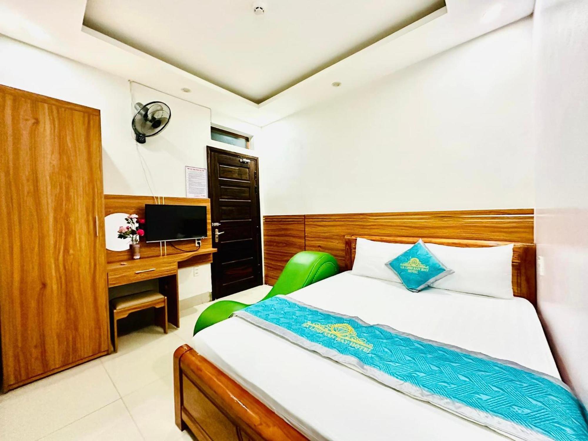 Ha Linh Hotel Db - By Bay Luxury Diện Biên Phủ 외부 사진